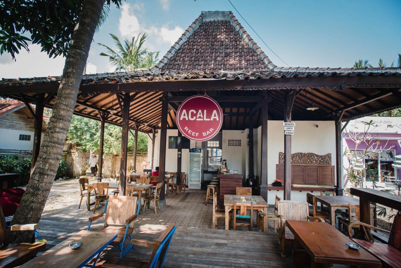 Acala Hostel & Reef Bar Toyapakeh Ngoại thất bức ảnh